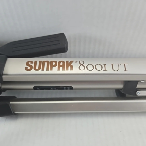 Sunpak 8001 UT Video Camera 3 Way Pan Tilt Head Tripod 60" 2.8lbs Carrying Case - Picture 3 of 6